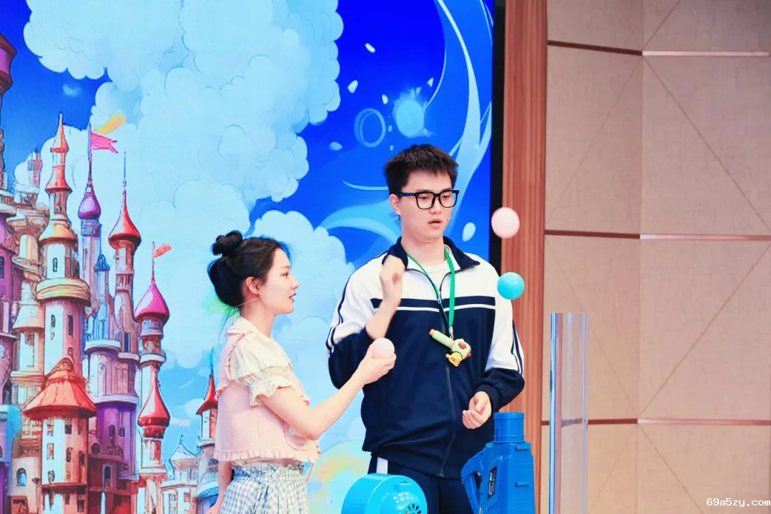 参加植物园举办的“2025年湖北省科技活动周和全国科技工作者日活动启动仪式”.png
